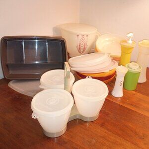 31 Piece Lot Vintage TUPPERWARE Specialty Pieces Variety (including lids)